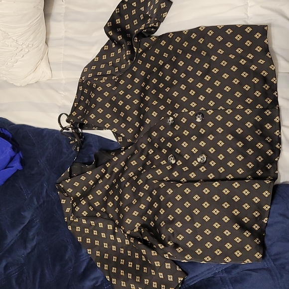 Silk blouse with funky pattern - Picture 1 of 3